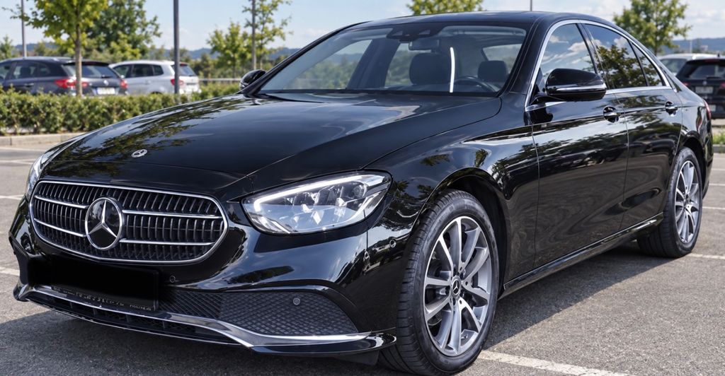 Image of Mercedes-Benz E 200