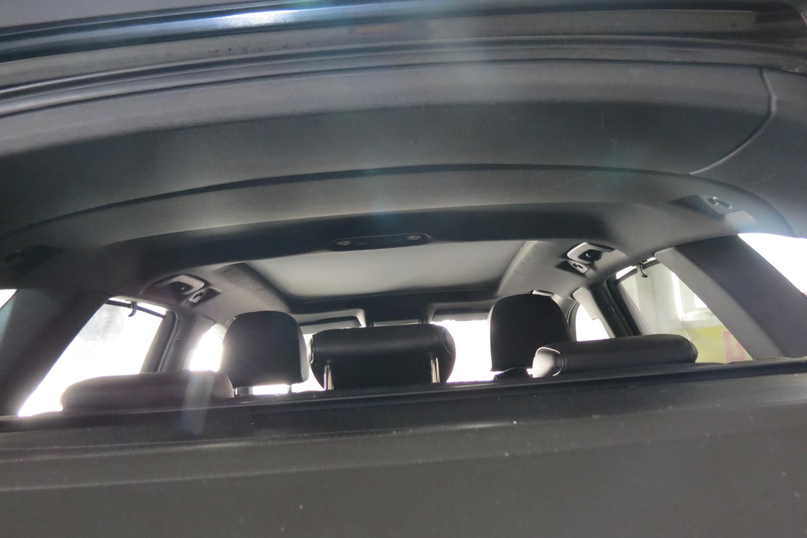 Audi A4 2011 — photo 14