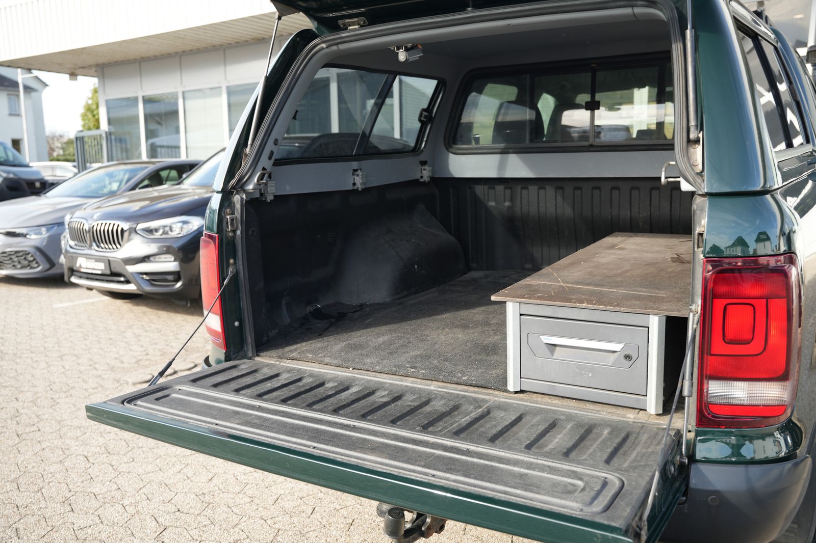 Fahrzeugabbildung Volkswagen Amarok DoubleCab/NAVI/KAMERA/AUTOM/LEDER