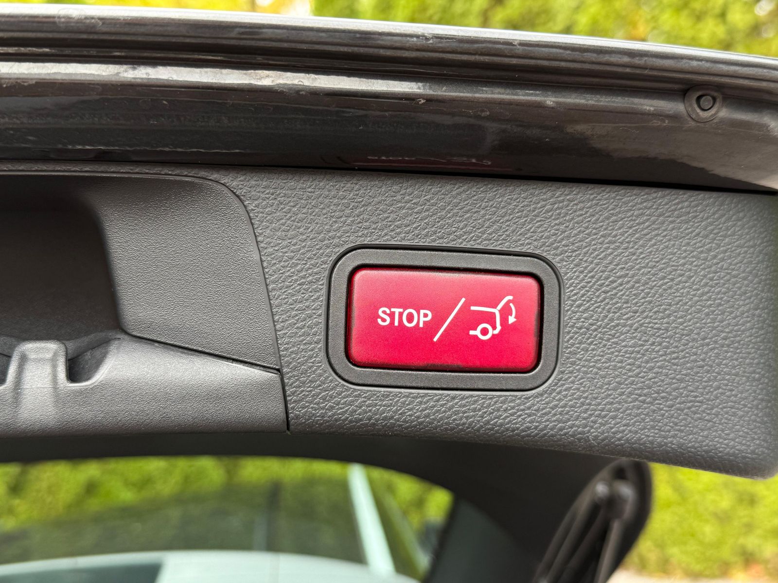 Fahrzeugabbildung Mercedes-Benz C 300 d Aut. AMG-Line LED+NAV+SHZ+DIST+KAM+PARK