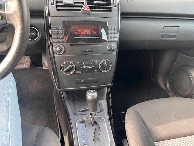 Mercedes-Benz A200 2005 — photo 14
