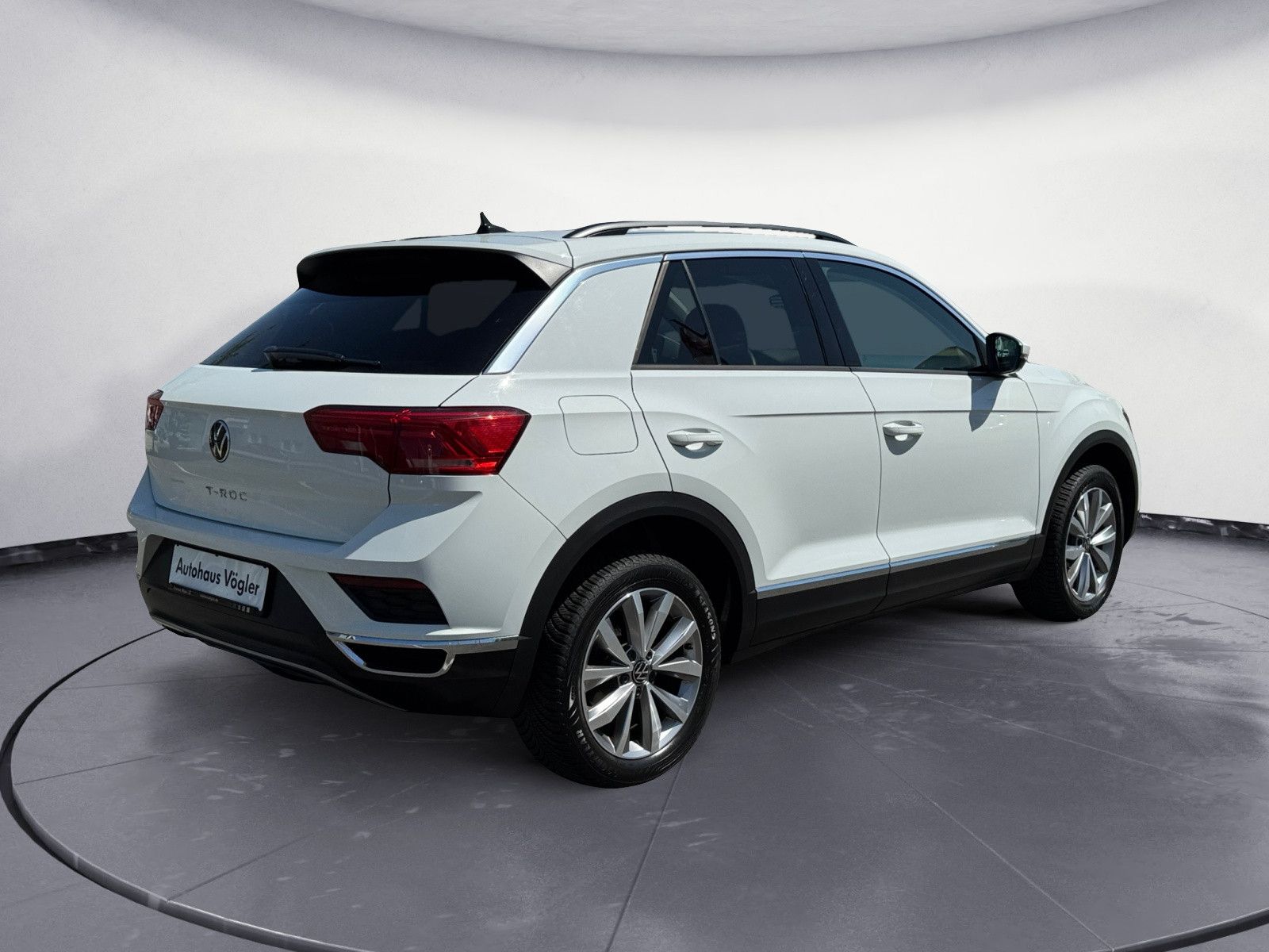T-ROC Style 1,5 TSI DSG Kamera Navi ACC LED