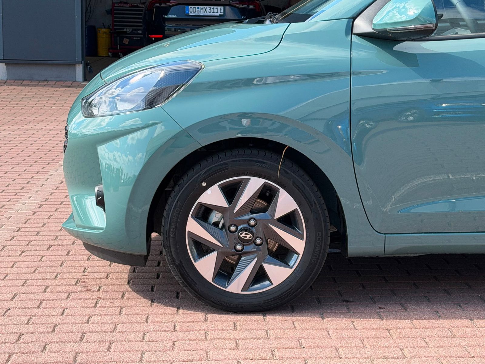 Fahrzeugabbildung Hyundai i10 1.0 Trend *Klima*Navi*CarPlay*PDC*RFKamera*