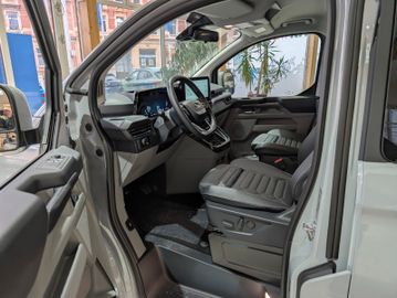 Ford Tourneo Custom Titanium X L2 Matrix