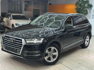 Audi Q7 - 3