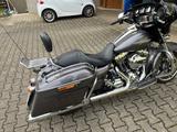 Harley-Davidson Street Glide - Motorräder in Freiburg