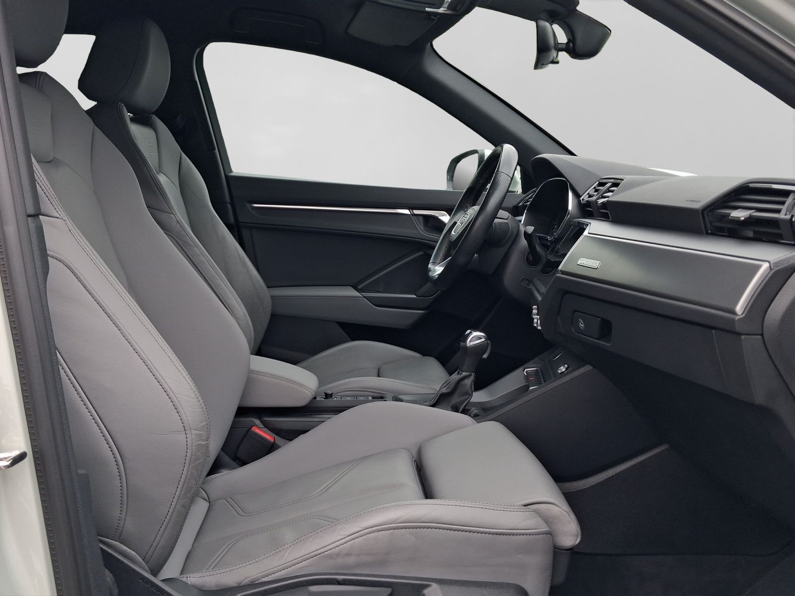 Audi Q3 Sportback 35 TFSI 2x S LINE LEDER AHK STHZG foto 4