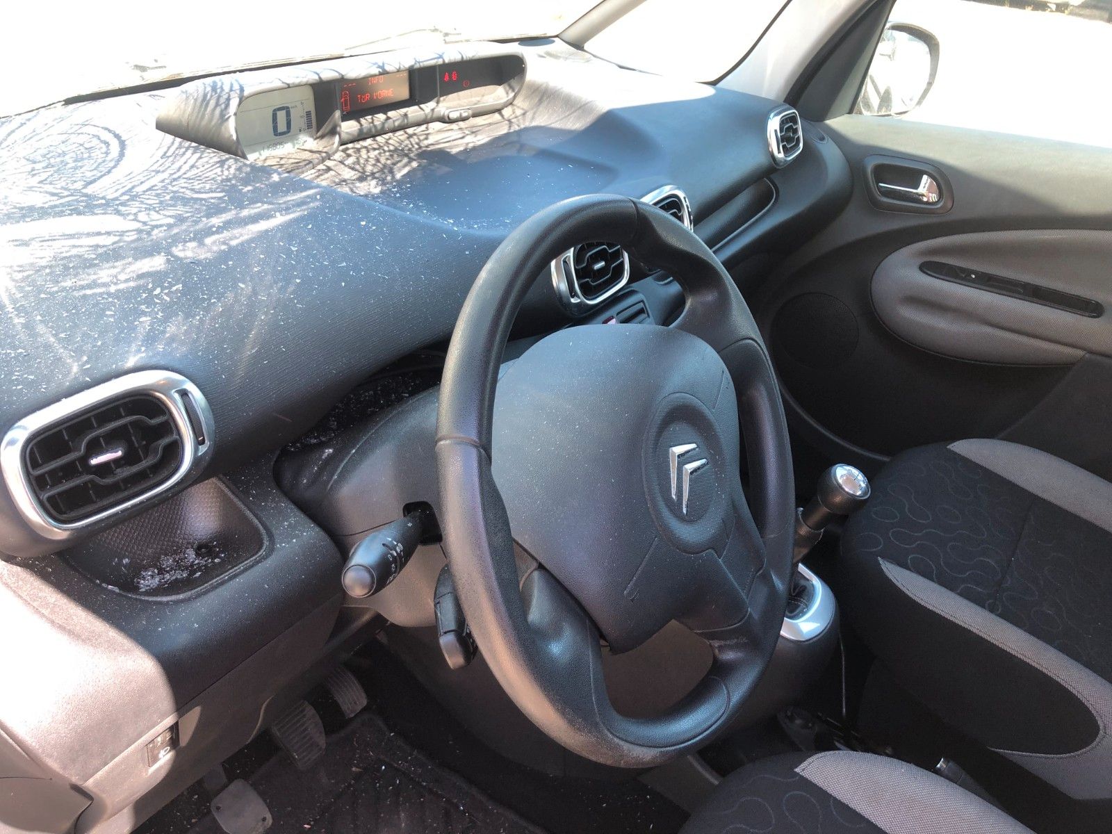 Fahrzeugabbildung Citroën C3 Picasso Tendance Wildschaden