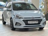 Hyundai i20 1.0 Trend ALLWETTER|SHZ|LHZ|CARPLAY|KAMERA - Hyundai i20 Gebrauchtwagen in Wuppertal