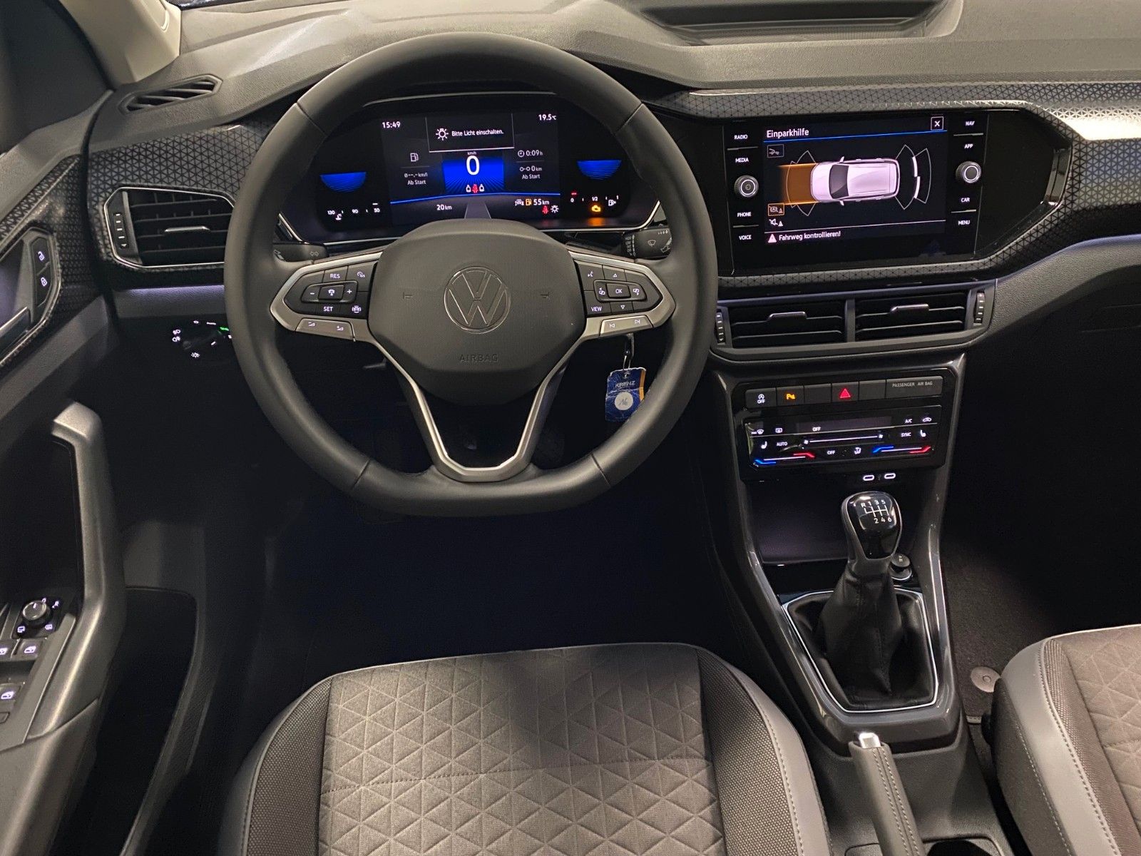 Fahrzeugabbildung Volkswagen T-CROSS 1.0 TSI OPF STYLE+KAMERA+ACC+SITZHEIZUNG