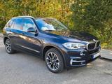 BMW X5 F15 30D - BMW 5er Reihe mit Diesel-Antrieb: Geländewagen, Automatik