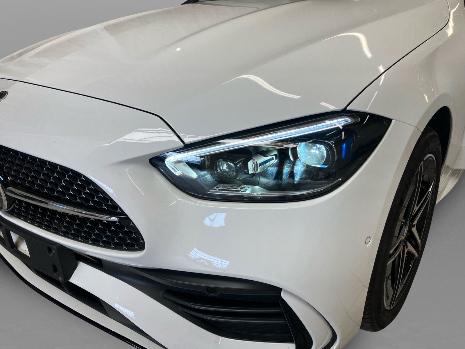 Mercedes-Benz C 300 - Bild 8