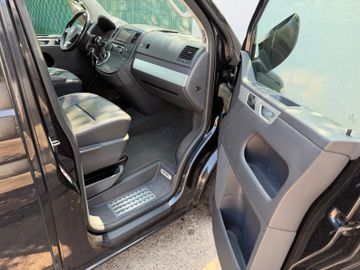 Volkswagen T5 Multivan - 10