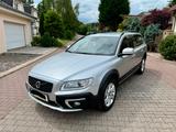 Volvo XC70 Momentum D4 AWD 2.4 D 133kw - Volvo XC70: 2.4