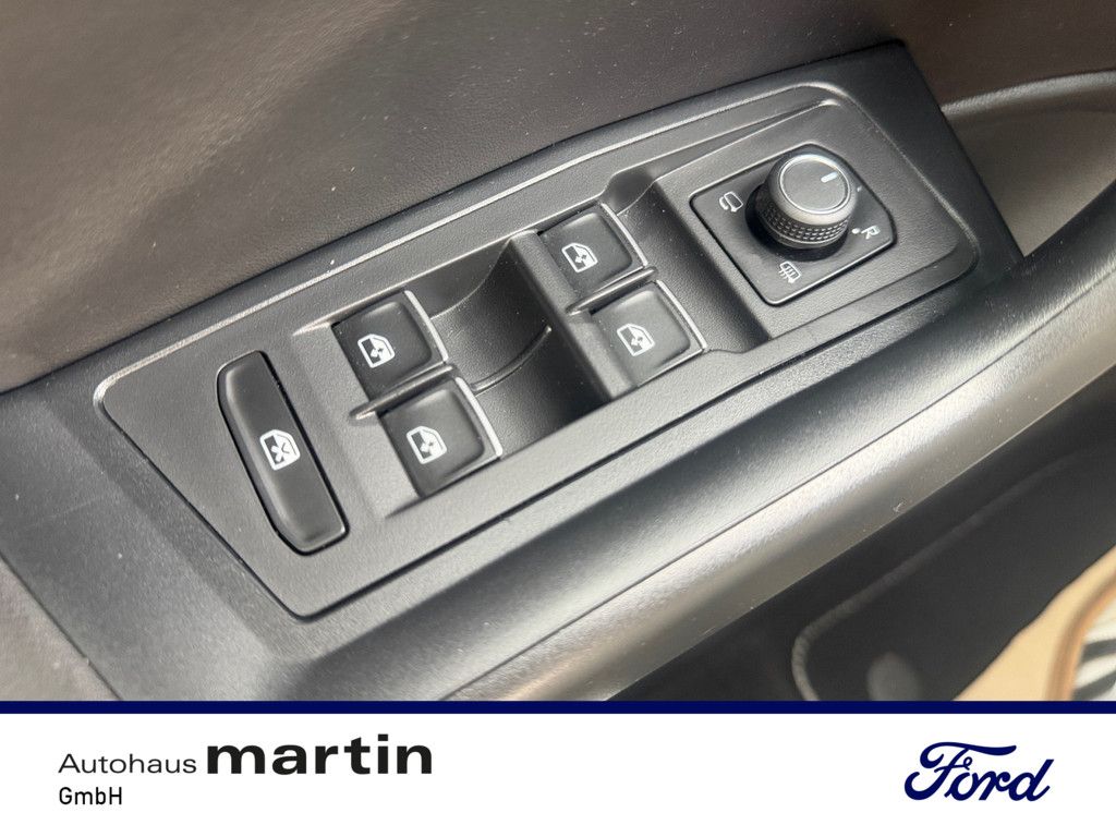 Fahrzeugabbildung Volkswagen T-Roc 1.0 TSI R-Line KAMERA NAVI ACC FACEL. LED