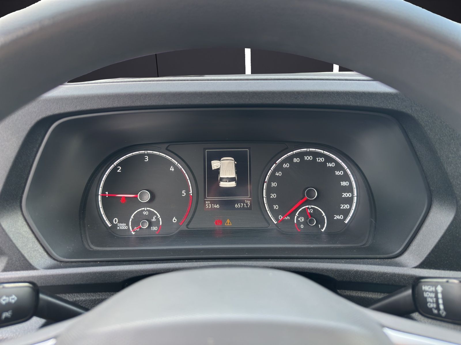 Fahrzeugabbildung Volkswagen Caddy Kasten TDI AHK KLIMA GRA DAB