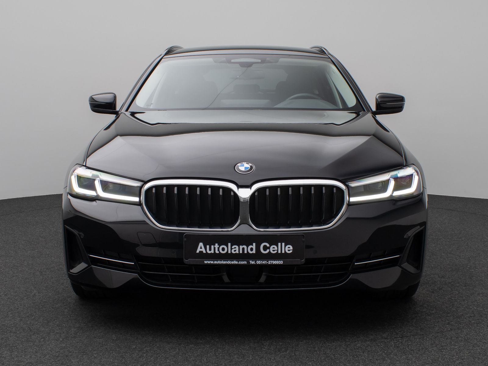 Fahrzeugabbildung BMW 520d xD ACC H/K Kamera Alarm DAB Leder 18Zoll