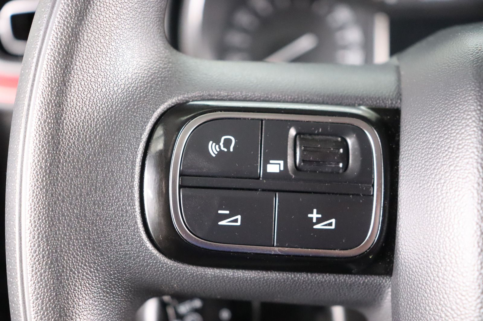 Fahrzeugabbildung Citroën C3 C-Series * LED * Navi * HU/AU neu * 1.Hand