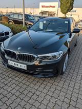 BMW 530d Touring Sport Leder AHK LED Panoramadach - BMW 530