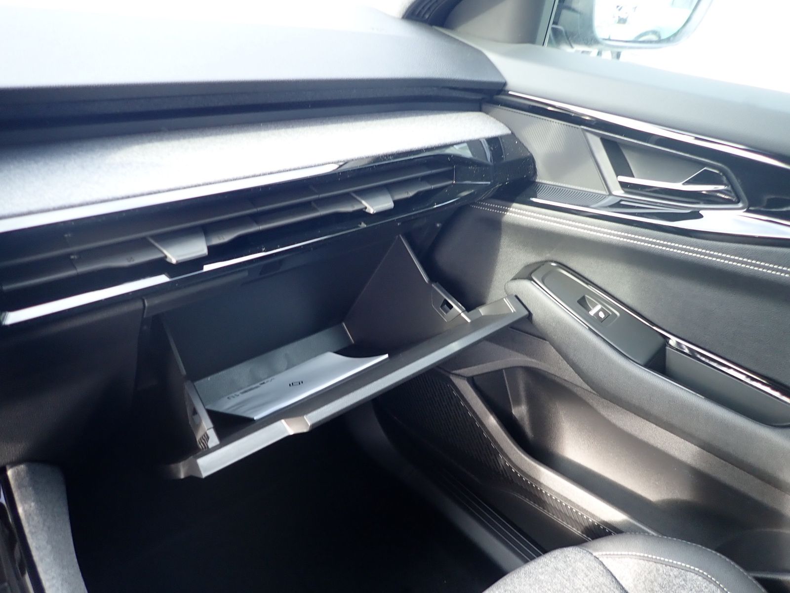 Fahrzeugabbildung Renault Austral Evolution Mild Hybrid 150 Automatik