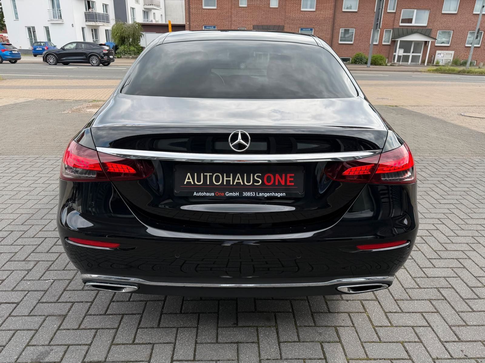 Mercedes-Benz E 220d Avantgarde 360°KAMERA/KEYLESSGO/BURMESTER foto 11
