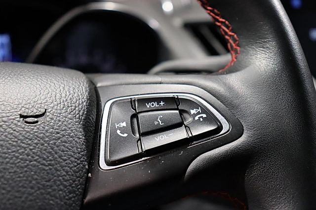 Kuga 1.5 EcoBoost ST-Line AHK SHZ KAMERA Tempoma