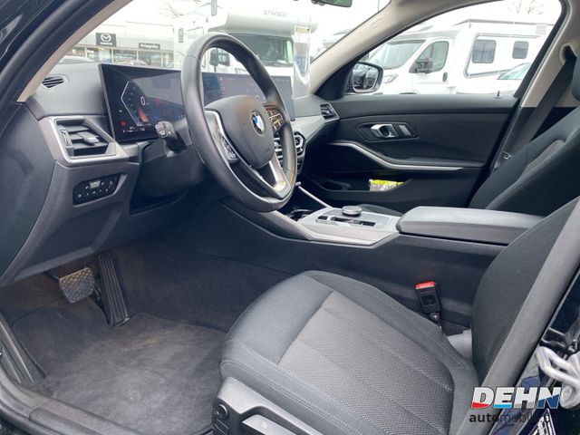 BMW 320 d Touring Curved ACC AHK Head Up Live Coc Pr