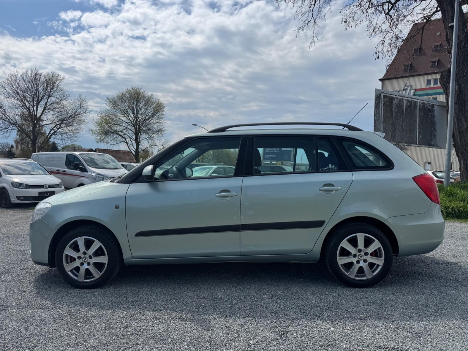 Skoda Fabia 2009 — photo 14
