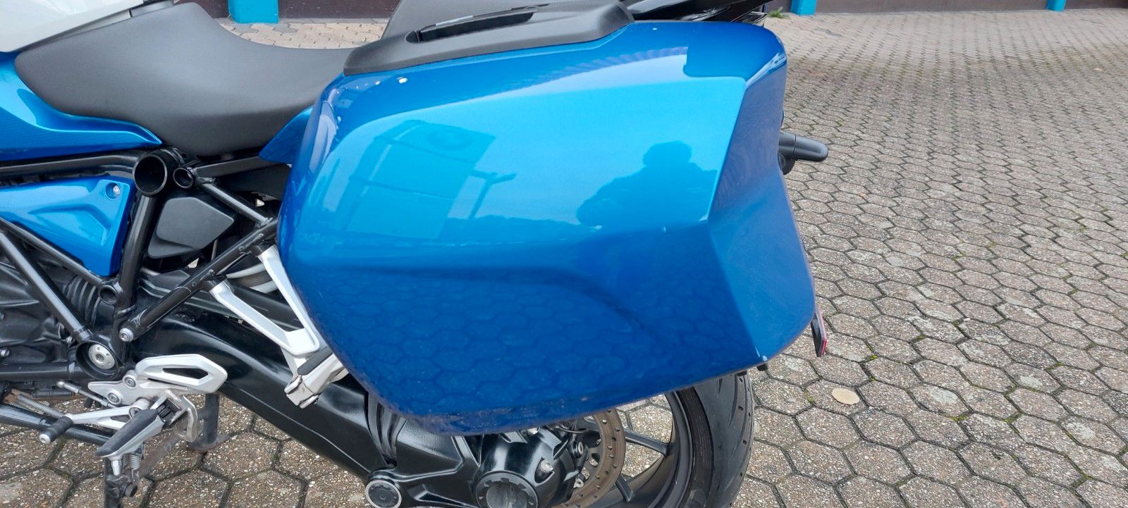 Fahrzeugabbildung BMW R 1200 RS  Scheckheftgepf.  3 Koffer