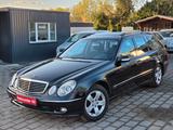 Mercedes-Benz E 200 T K Avantgarde Aut.*AHK*TÜVNEU*SCHIEBEDACH - Mercedes-Benz E-Class aus 2005