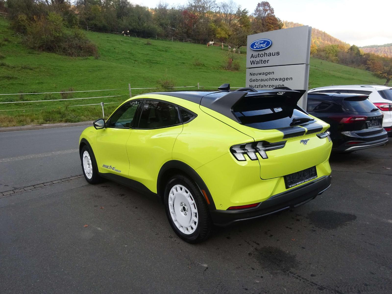Ford Mustang Mach-E GT AWD  Mach-E Rally-Paket