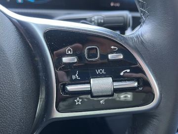 Bild 11 Mercedes-Benz A 200 Progressive - Navi - DAB - Allwetterreifen