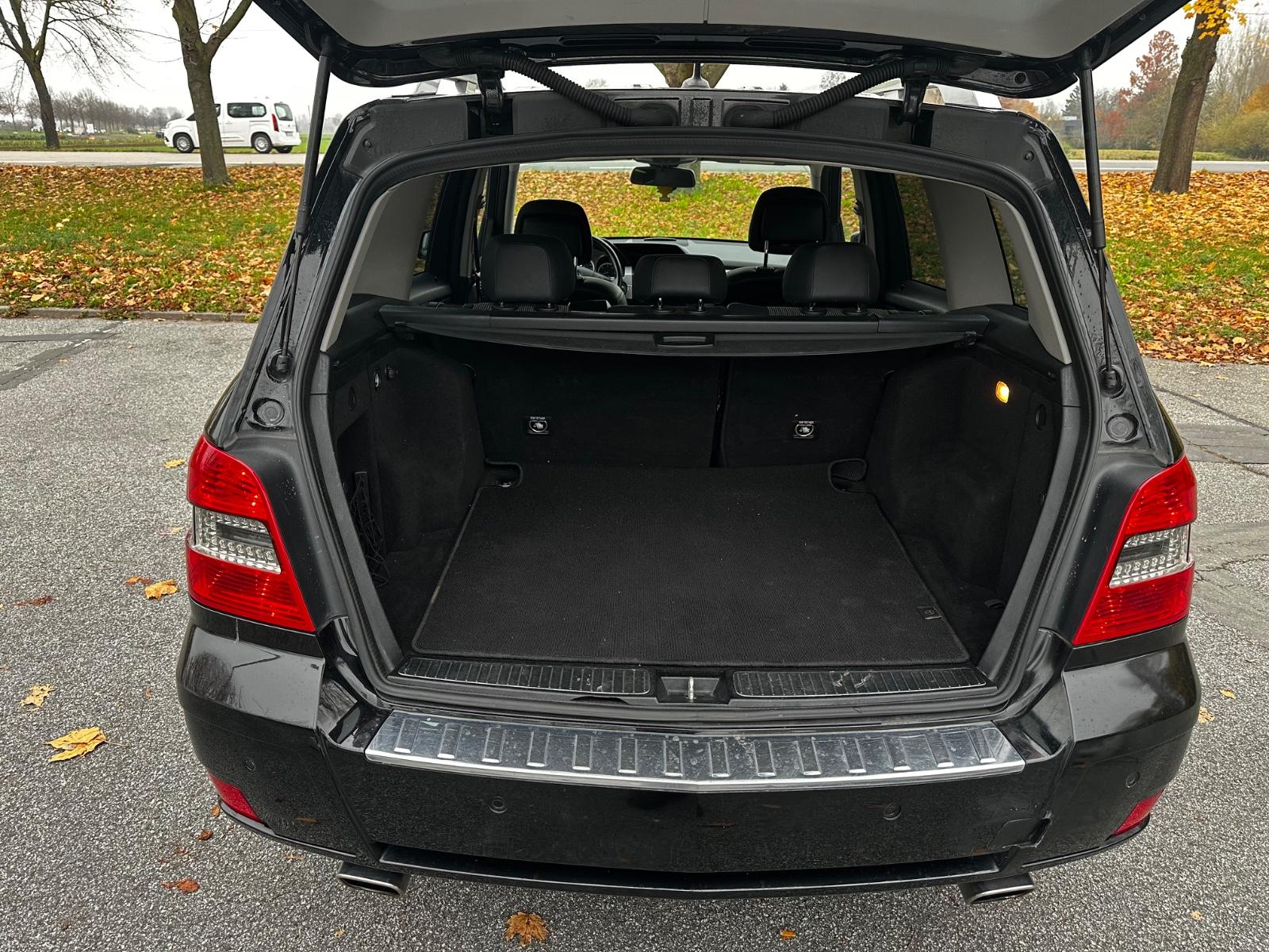 Mercedes-Benz GLK350 2010 — photo 7