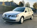 Nissan Almera 1.5 dCi acenta 60kW.  Tüv-Au Neu - Nissan Almera: Limousine