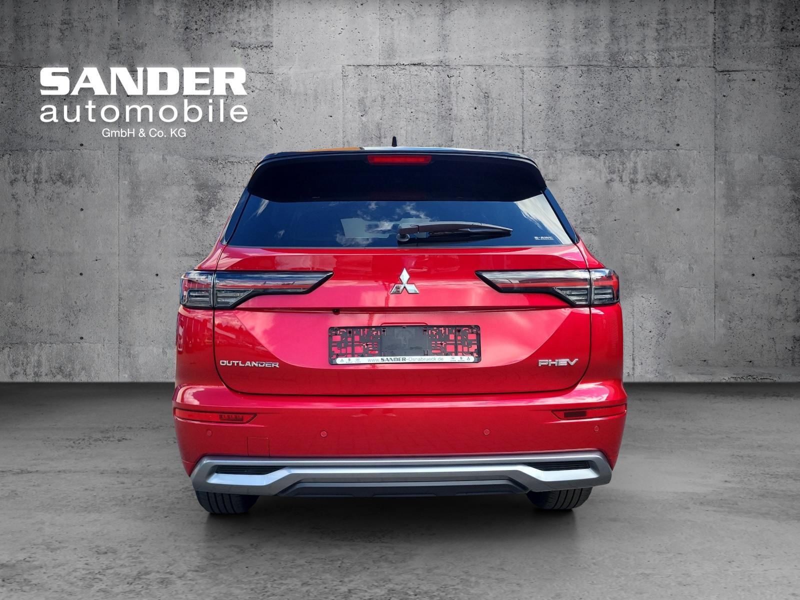 Mitsubishi Outlander 2.4 PHEV 4WD Top -PANO/Leder/HUD