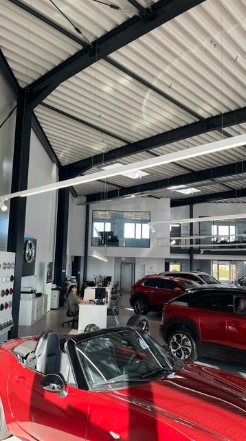 showroom-image-top