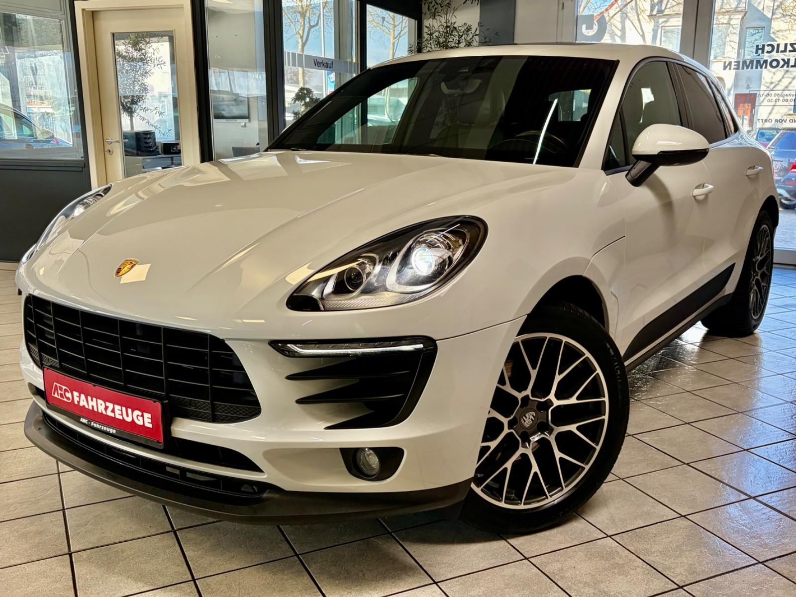 Porsche Macan 2.0 1.Hand / Panorama / R.Kamera / HU NEU
