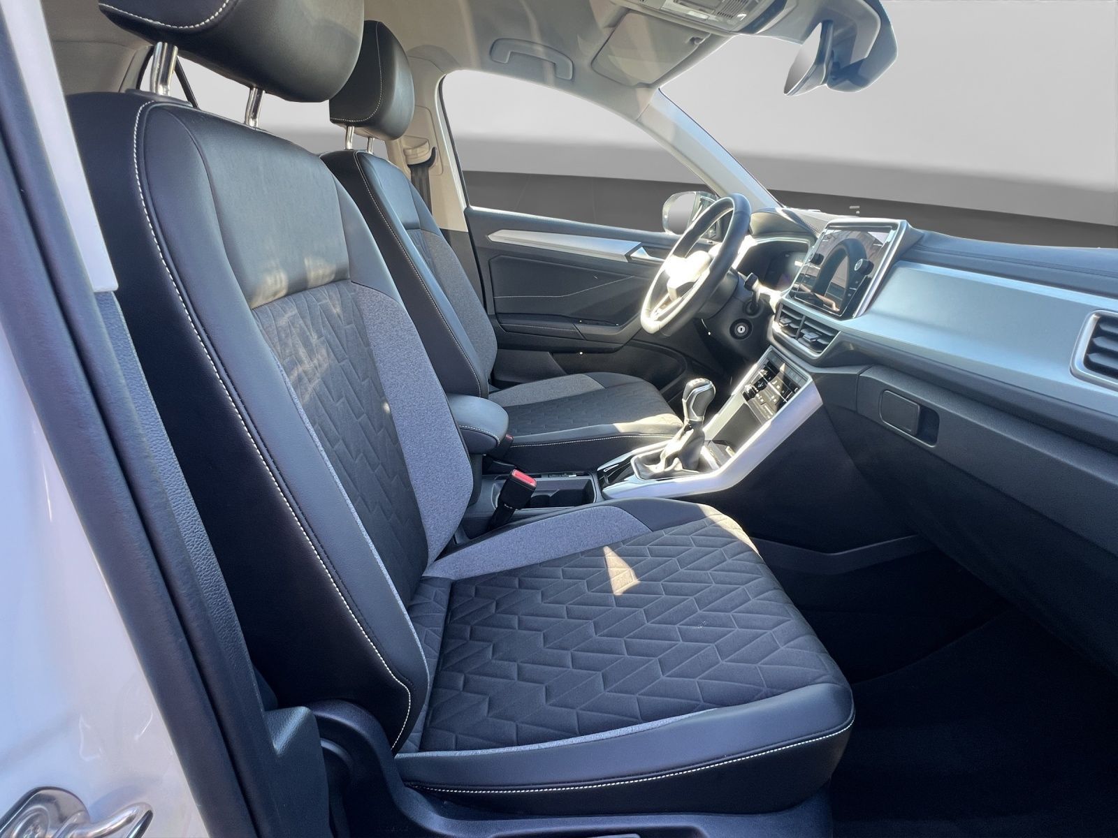 Volkswagen T-Roc - Bild 4