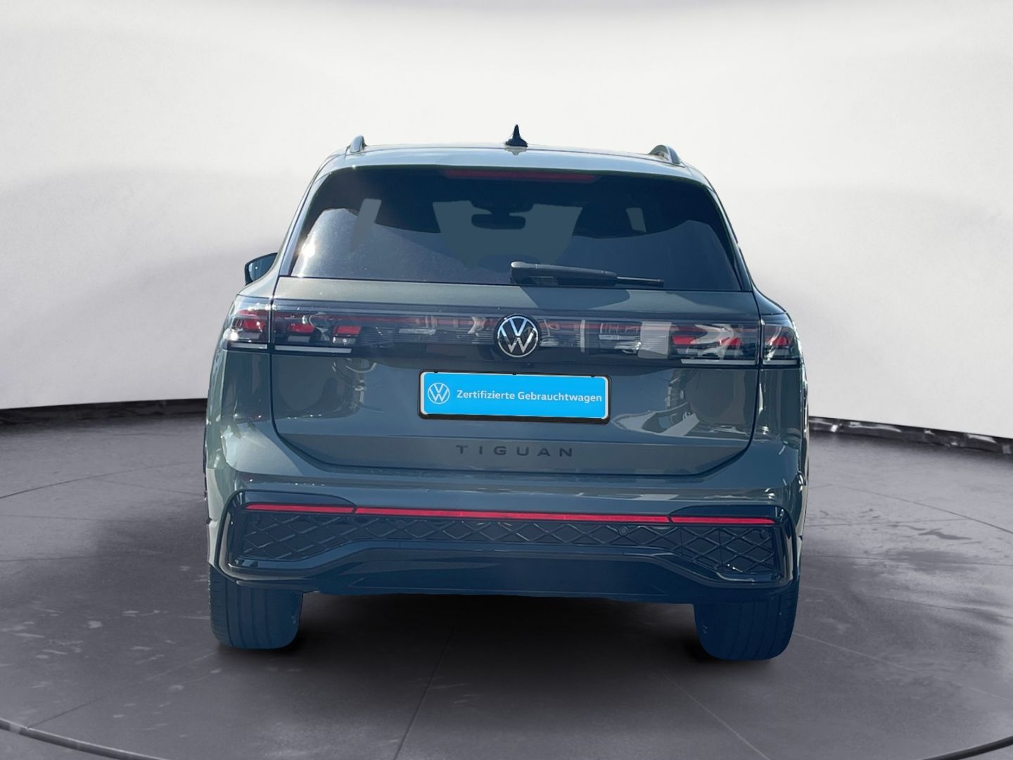 Volkswagen Tiguan R-Line 2.0 TDI DSG MATRIX NAVI KAMERA PAN foto 5
