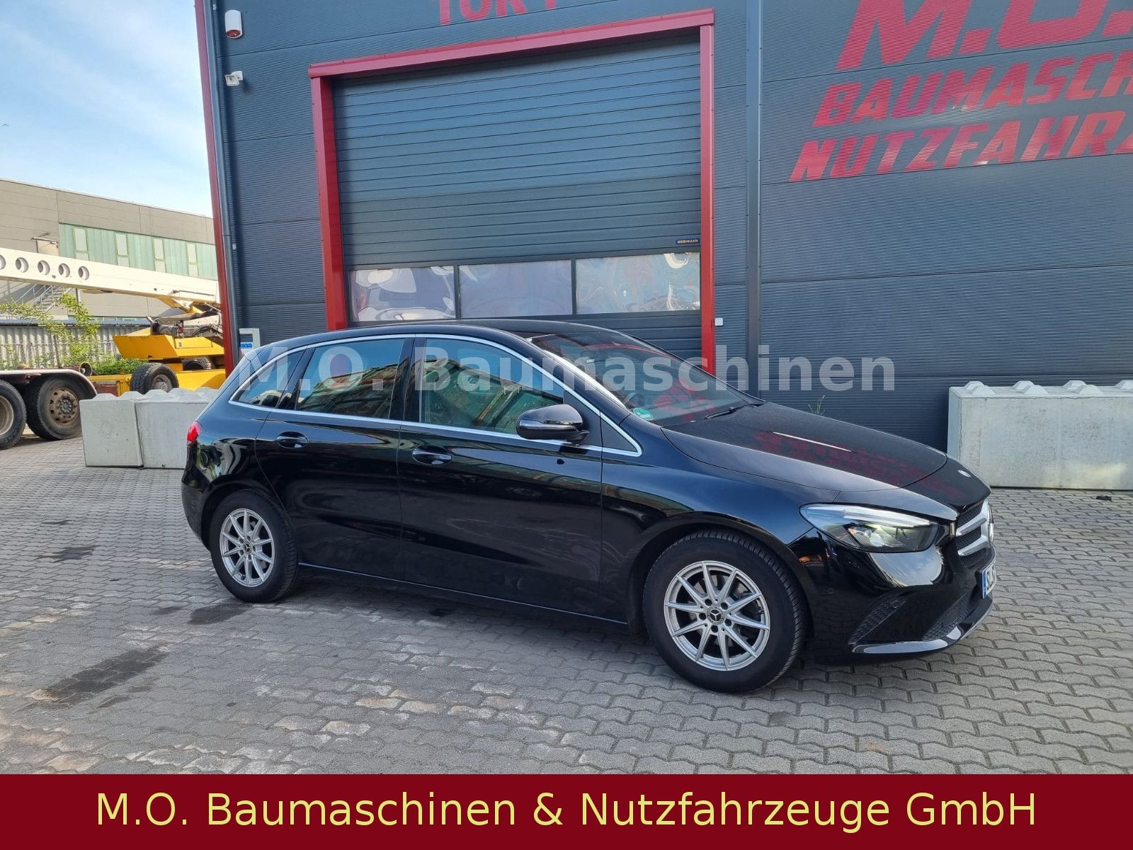 Fahrzeugabbildung Mercedes-Benz B 180 B -Klasse B 180 Edition 19