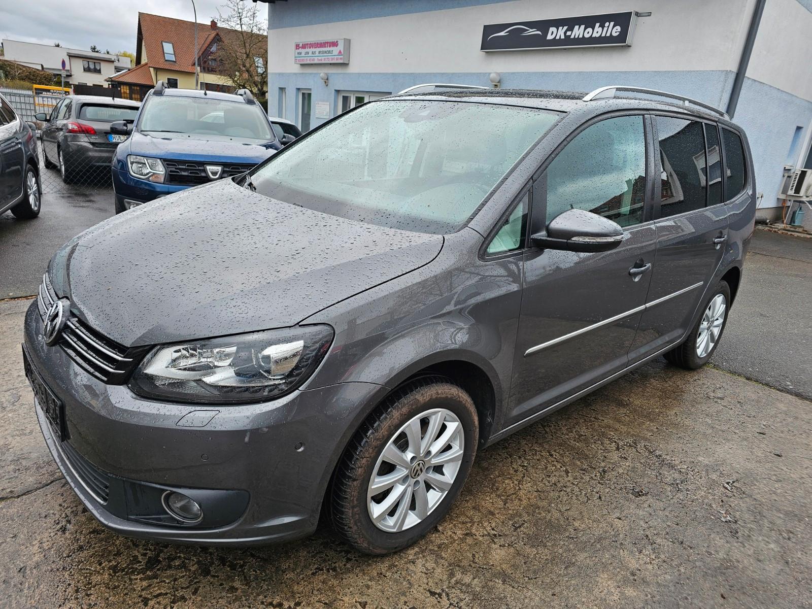 Volkswagen Touran Highline LED Bi-Xenon Standh. AHK 1.Hand