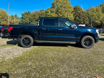 Ford F 150 Lightning XLT 2025 blaumet. in Hamburg +20