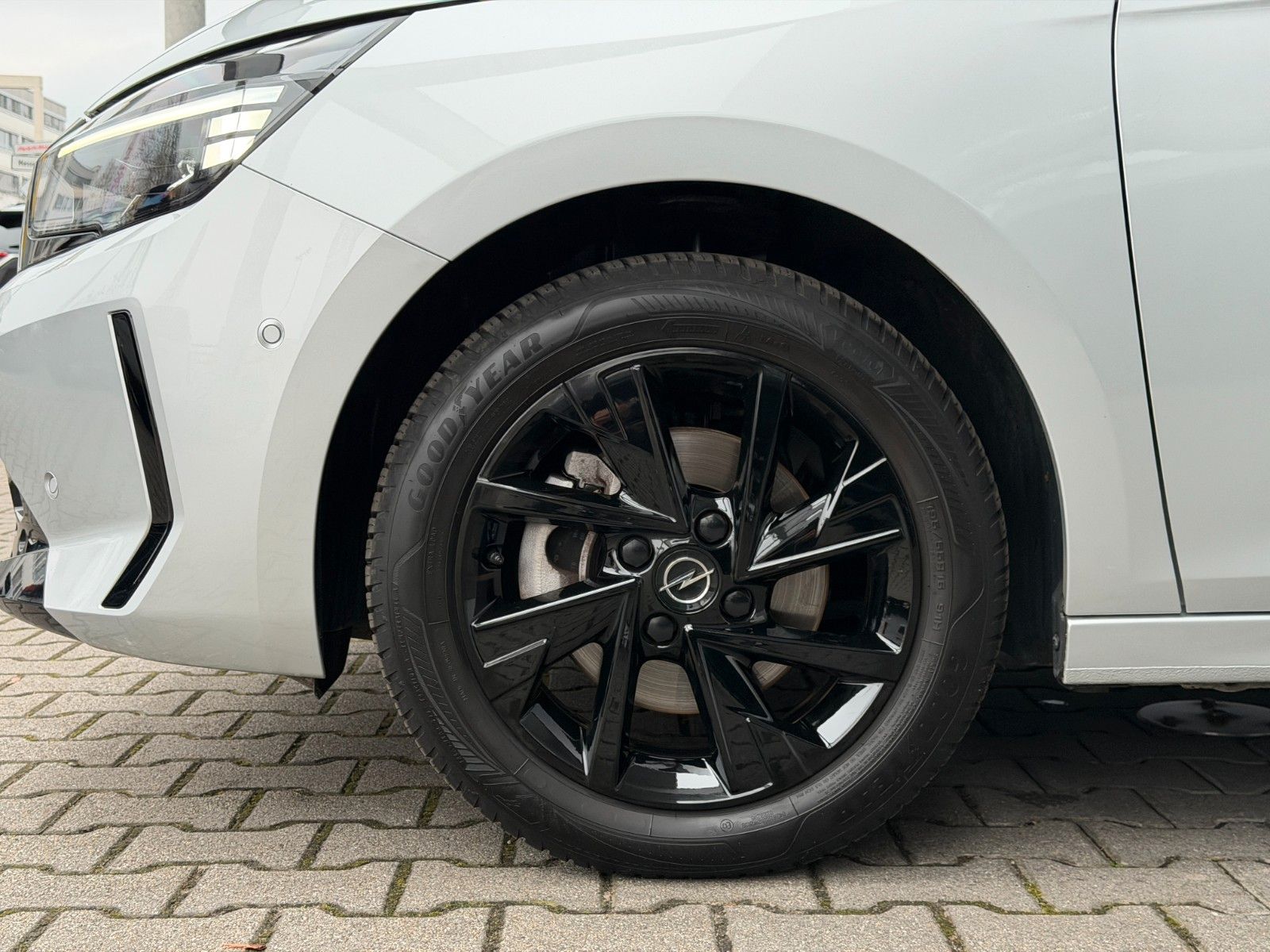 Fahrzeugabbildung Opel Corsa F GS 100PS SHZ/Kamera/MATRIX!