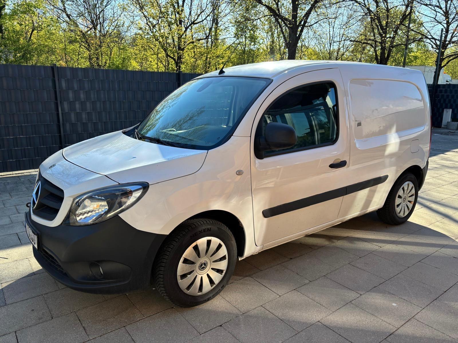 Mercedes-Benz Citan Kasten 109CDI lang Turboschaden