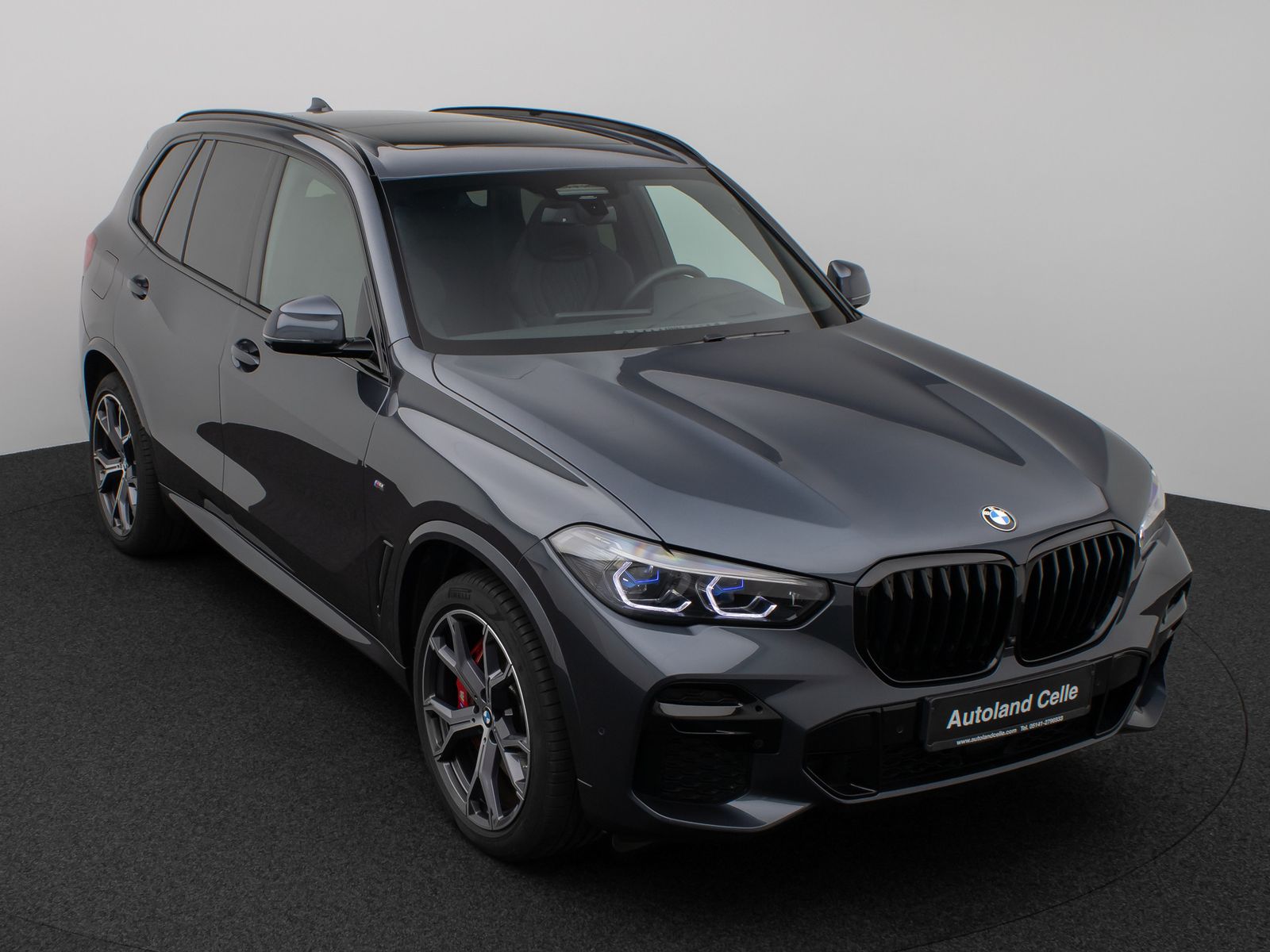 Fahrzeugabbildung BMW X5 xD40d M Sport SkyLounge 360°HUD DAB HiFi 21"