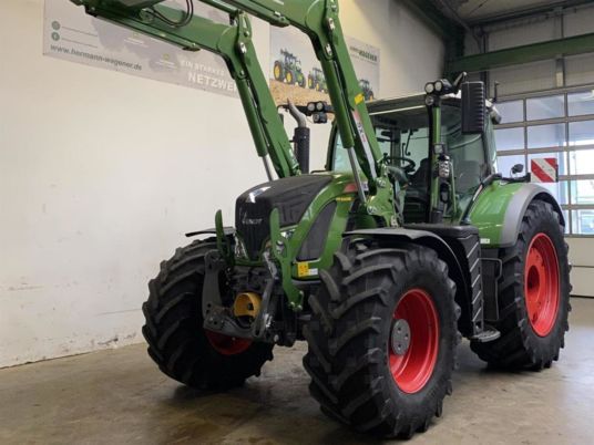 Fendt 724 S4 Profi Plus