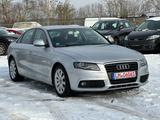 Audi A4 Lim. Attraction/2.0/Xenon/SHZ/PDC/Automatik/ - Audi A4 aus 2010: Limousine