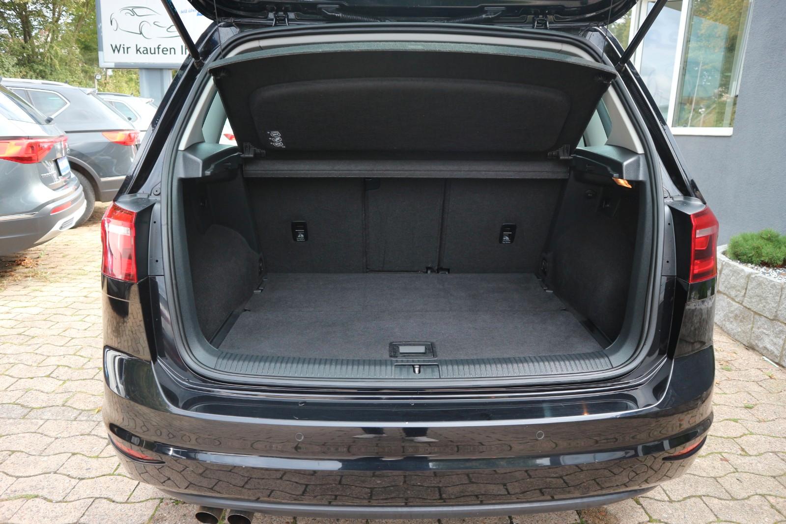 Volkswagen Golf Sportsvan VII Highline *2.HD|DSG|XENON|RFK*
