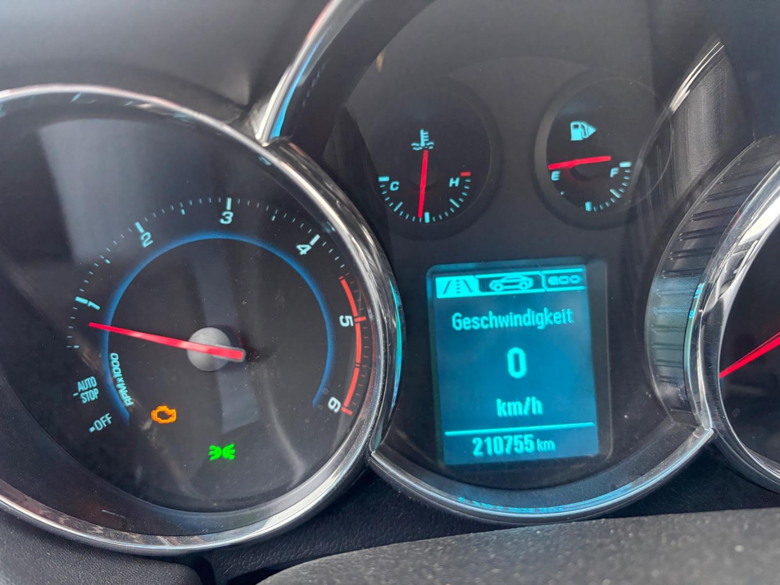 Chevrolet Cruze 2013 — photo 12