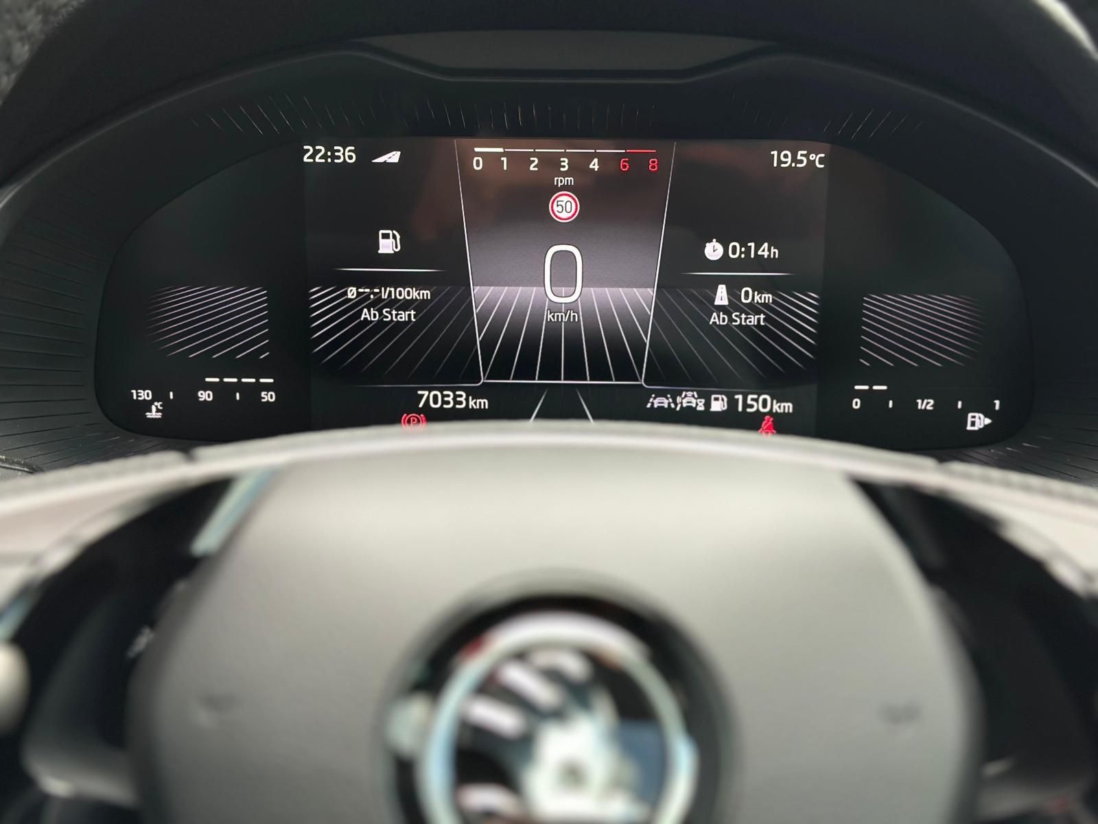 SKODA Scala 1.0TSI MONTE CARLO MATRIX#PANO#TEMPO#SPUR - Image 12